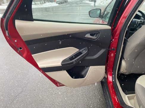 Used 2012 Ford Focus SE image 13