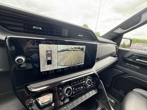 Certified 2025 GMC Sierra 1500 AT4X AWD/4WD image 21