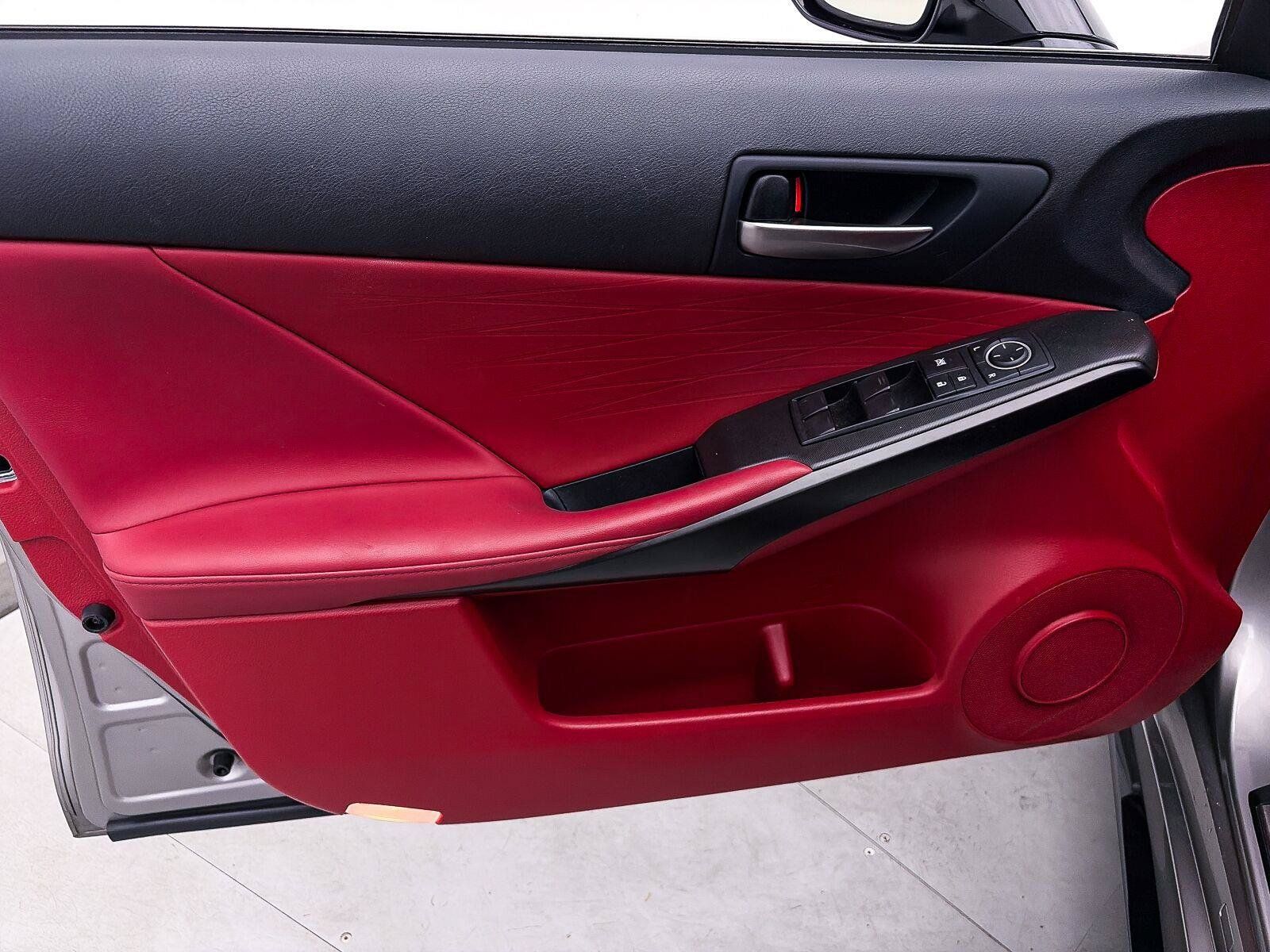 Used 2023 Lexus IS 350 F Sport RWD image 16