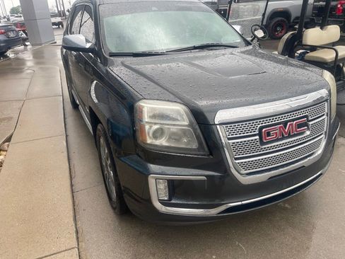 Used 2017 GMC Terrain Denali AWD/4WD image 2