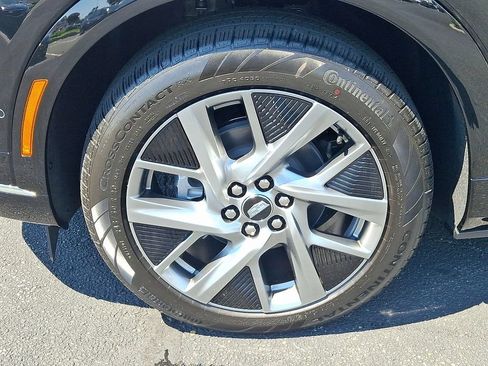 Certified 2026 Cadillac Optiq Luxury 1 AWD/4WD image 8