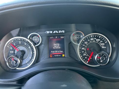 Used 2023 RAM 1500 Big Horn AWD/4WD image 15