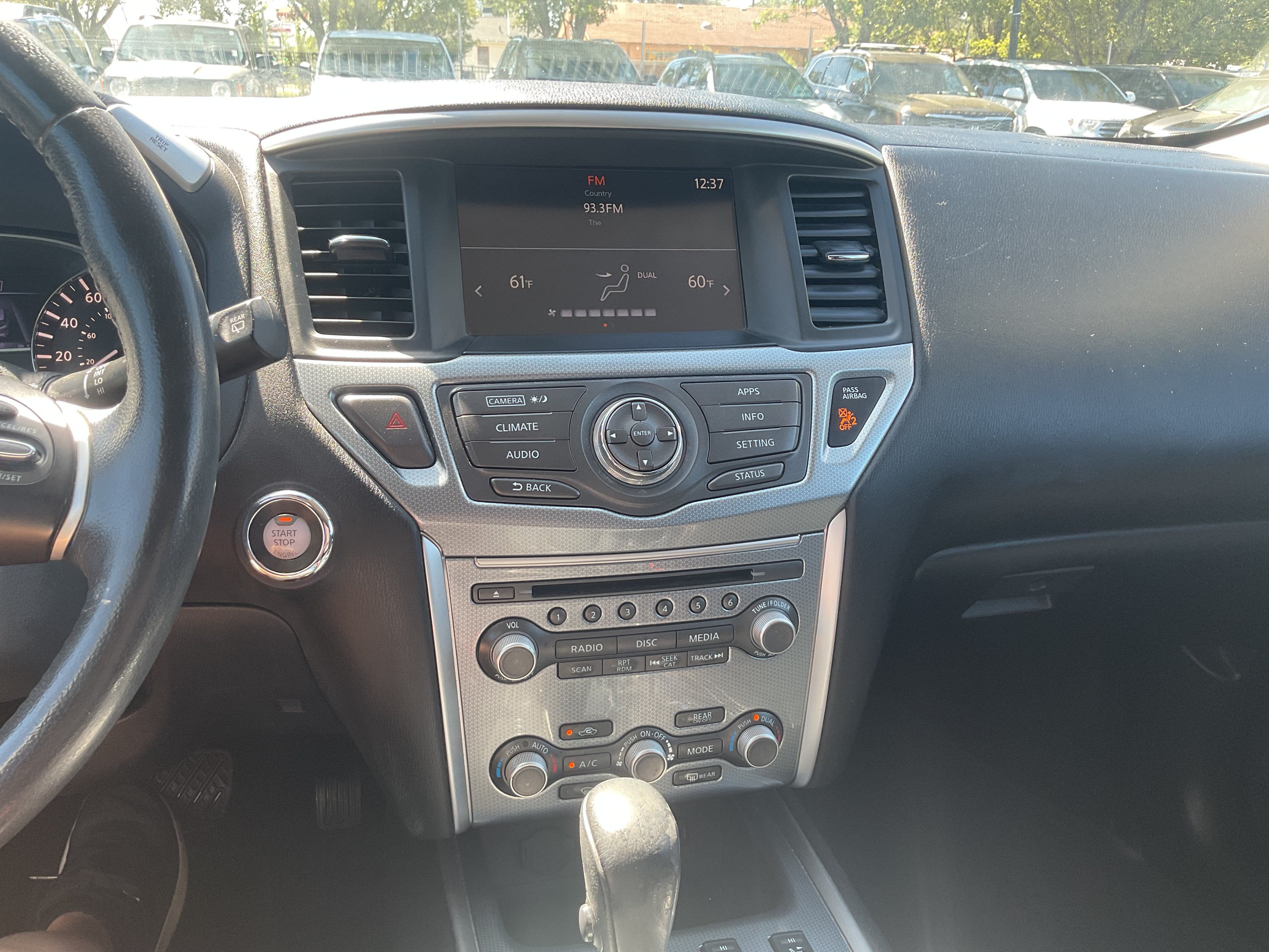 Used 2017 Nissan Pathfinder SL AWD/4WD image 20