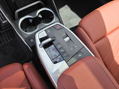New 2026 BMW X1 xDrive28i w/ Technology Package image 15