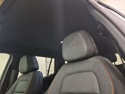 New 2026 GMC Terrain AT4 w/ Convenience Package III AWD/4WD image 19