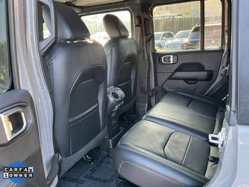 Used 2022 Jeep Wrangler Unlimited Sahara w/ Cold Weather Group image 26