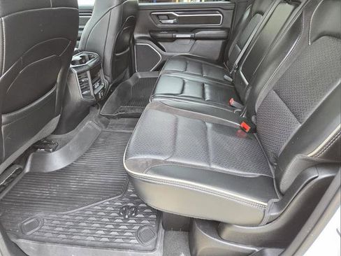 Used 2023 RAM 1500 Laramie AWD/4WD image 17