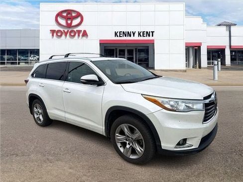 Used 2016 Toyota Highlander Limited Platinum AWD/4WD image 1