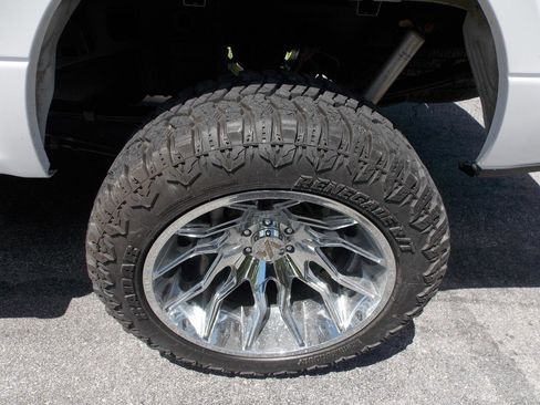 Used 2016 Ford F150 XLT w/ Equipment Group 302A Luxury AWD/4WD image 19