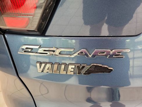 Used 2018 Ford Escape SE AWD/4WD image 8