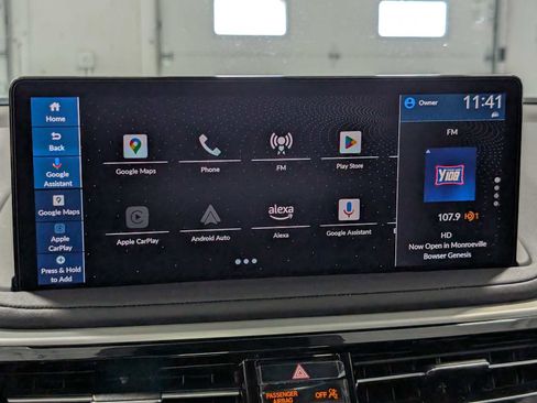 Used 2025 Acura MDX SH-AWD w/ Technology Package image 29