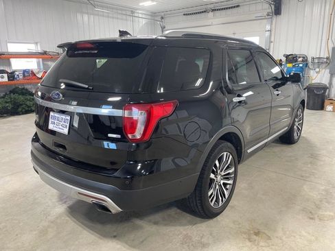 Used 2016 Ford Explorer Platinum image 7