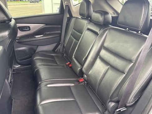 Used 2023 Nissan Murano SV w/ SV Midnight Edition Package image 16