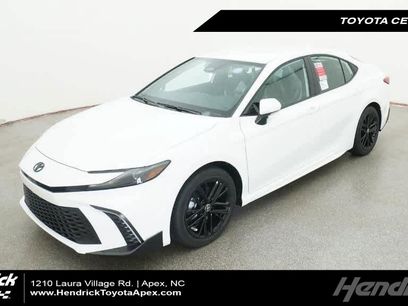 Used 2025 Toyota Camry SE