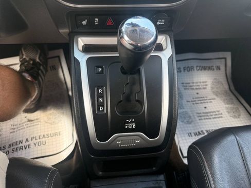 Used 2014 Jeep Compass Latitude w/ Sun/Sound Group AWD/4WD image 49