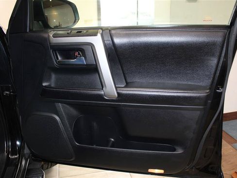 Used 2015 Toyota 4Runner SR5 Premium AWD/4WD image 30