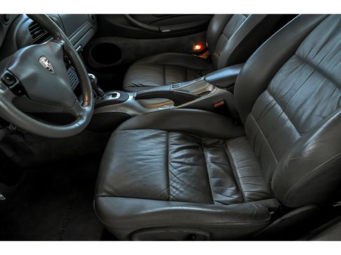 Used 2002 Porsche 911 Cabriolet image 12