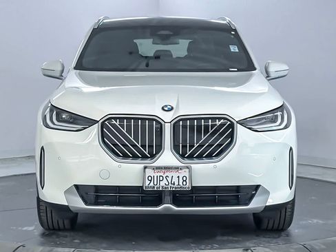 Used 2025 BMW X3 xDrive30i w/ Premium Package AWD/4WD image 10