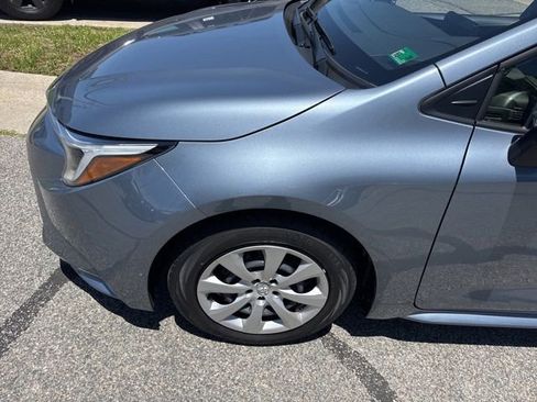 Used 2026 Toyota Corolla LE FWD image 3