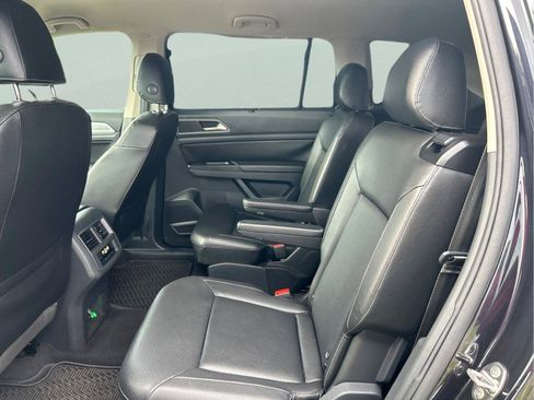 Used 2019 Volkswagen Atlas SE w/ Towing Package FWD image 10
