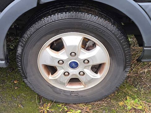 Used 2018 Ford Transit 350 XLT image 9