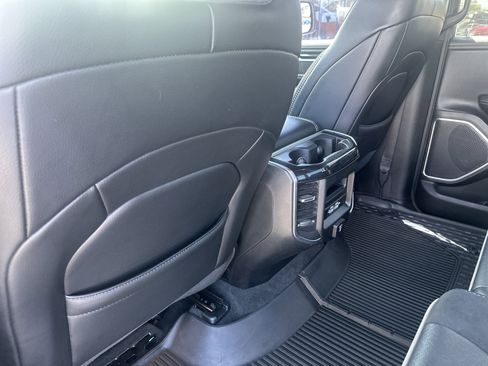 Used 2020 RAM 1500 Laramie w/ Sport Appearance Package AWD/4WD image 21