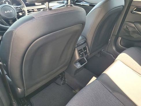 Used 2024 Kia Seltos S FWD image 12