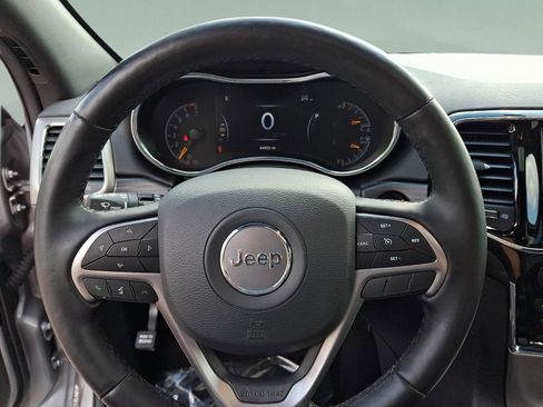 Certified 2021 Jeep Grand Cherokee Laredo X AWD/4WD image 18