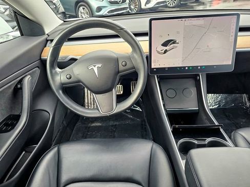 Used 2019 Tesla Model 3 Long Range image 31