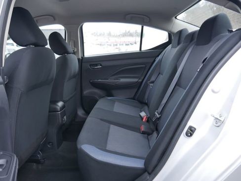 Used 2023 Nissan Versa SV image 14