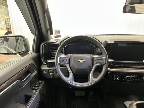 Certified 2024 Chevrolet Silverado 1500 LT AWD/4WD image 13