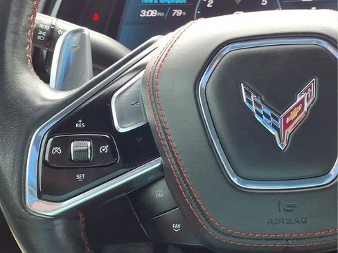Used 2021 Chevrolet Corvette Stingray Premium Conv w/ Z51 Performance Package RWD image 23