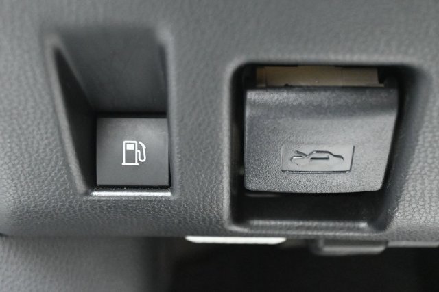Used 2024 Toyota RAV4 LE AWD/4WD image 22