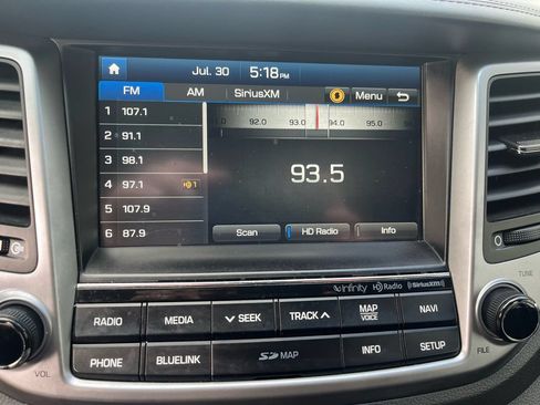 Used 2017 Hyundai Tucson Limited w/ Cargo Package AWD/4WD image 11