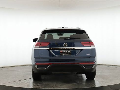 Used 2022 Volkswagen Atlas Cross Sport SE image 11