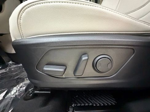 Certified 2025 Hyundai Tucson Limited image 26