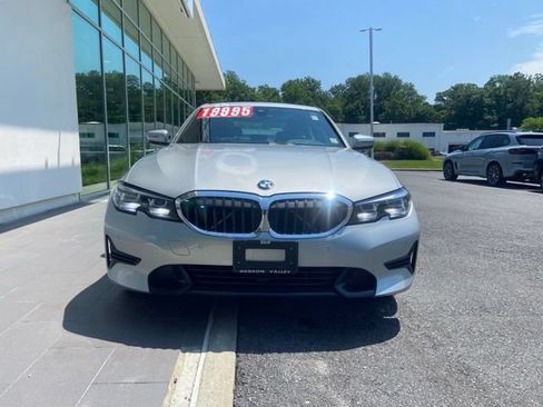Used 2019 BMW 330i xDrive Sedan w/ Driving Assistance Package AWD/4WD image 4