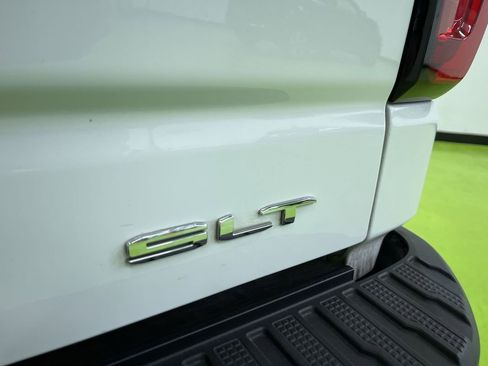 Used 2021 GMC Sierra 1500 SLT w/ Driver Alert Package I image 13
