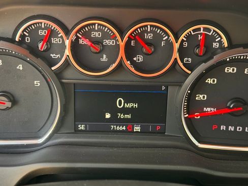 Used 2022 Chevrolet Silverado 2500 LTZ w/ LTZ Convenience Package image 18