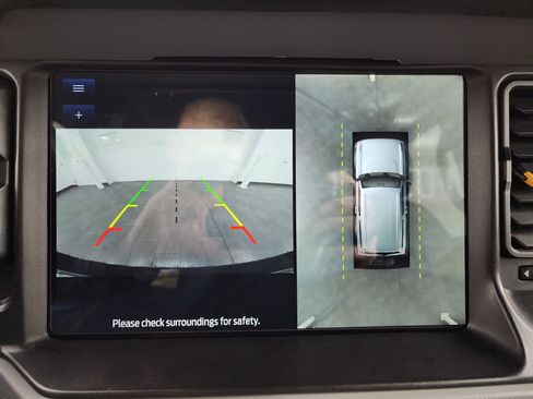 Used 2023 Ford Bronco Badlands w/ Sasquatch Package image 13