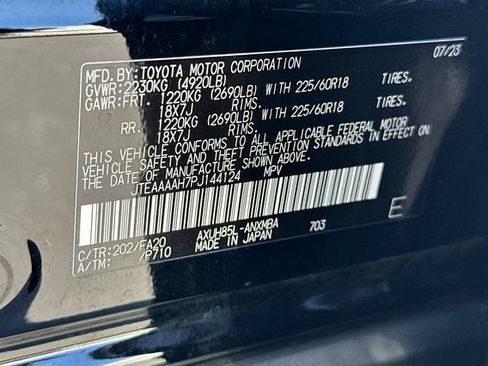Used 2023 Toyota Venza LE AWD/4WD image 35