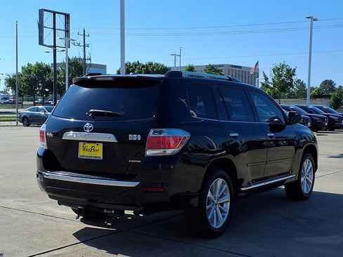 Used 2011 Toyota Highlander Limited AWD/4WD image 2
