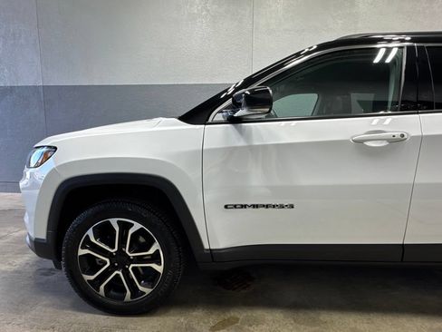 Used 2022 Jeep Compass Limited AWD/4WD image 6