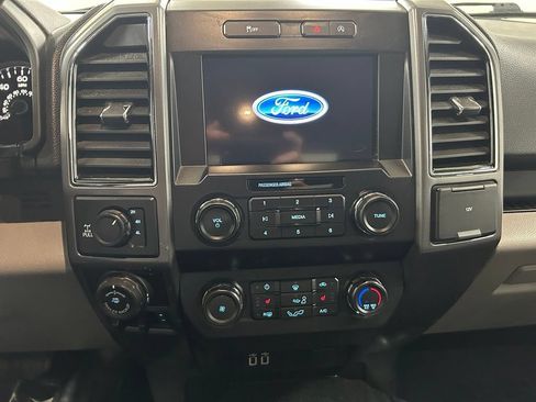 Used 2020 Ford F150 XLT w/ Equipment Group 302A Luxury AWD/4WD image 18