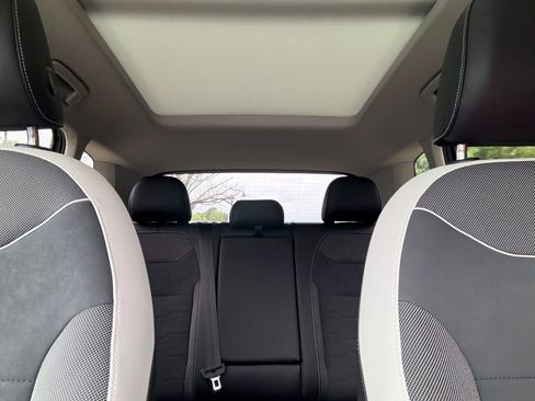 New 2026 Volkswagen Taos SE AWD/4WD image 38