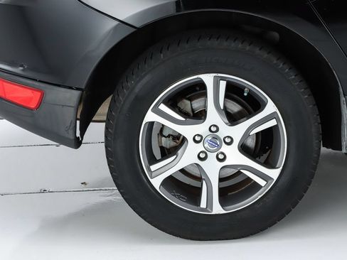 Used 2013 Volvo XC60 T6 AWD/4WD image 13