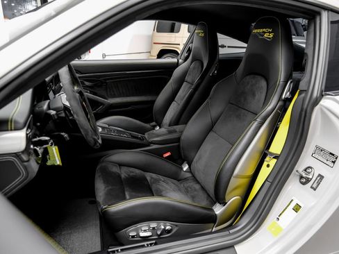 Used 2019 Porsche 911 GT2 RS RWD image 42