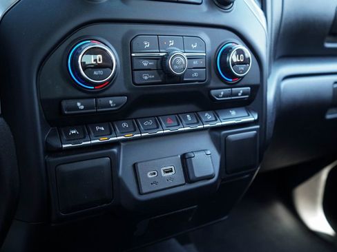 Used 2019 Chevrolet Silverado 1500 LT w/ All-Star Edition AWD/4WD image 26