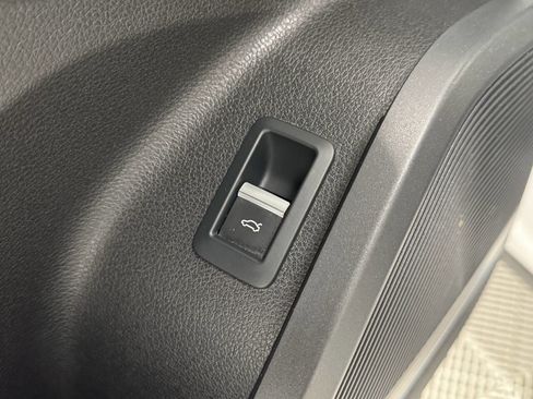 Used 2018 Audi Q5 2.0T Premium Plus image 34