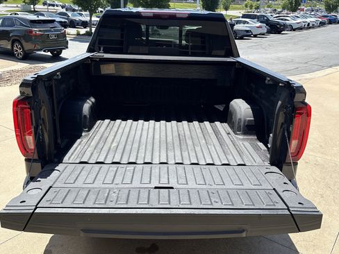 Used 2023 GMC Sierra 1500 Denali AWD/4WD image 32